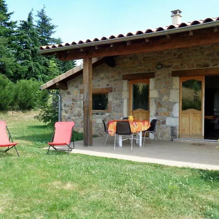 Lumineux Avec Terrain Privatif Et Terrasse - Ideal Pour Activites De Plein Air ! - Fr-1-496-145 * Chuyer
