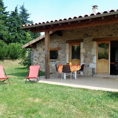 Lumineux Avec Terrain Privatif Et Terrasse - Ideal Pour Activites De Plein Air ! - Fr-1-496-145 Holiday home Chuyer